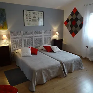 2* Couette-café Une En Ville
