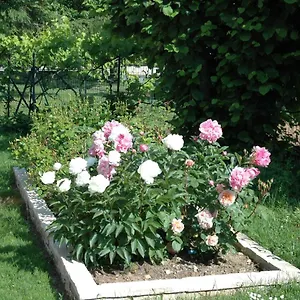  Couette-café Le Jardin De Roses Dominique Loreau